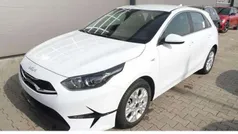 Gebraucht 2025 Kia Ceed 4 Limousine | 27.990 € (Fairer Preis)