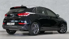 Phantom black / mic Gebraucht 2022 Hyundai i30 Trend Limousine | 13.280 € (Fairer Preis)