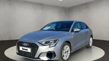 Gebraucht Audi A3 Sport 150 PS (110 kW) 2022 Florettsilber metallic Limousine