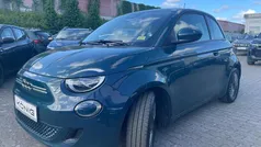 Grün Gebraucht 2021 Fiat 500e Icon Limousine | 16.899 € (Guter Preis)