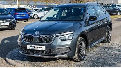 Grau Gebraucht 2021 Skoda Kamiq Style SUV | 18.999 € (Fairer Preis)