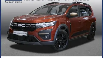 Usata Dacia Jogger Extreme 110 CV (80 kW) 2024 Marrone Monovolume