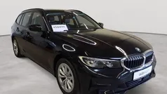 Saphirschwarz metallic Gebraucht 2022 BMW 318 Advantage Kombi | 24.390 € (Guter Preis)