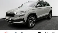 Gebraucht 2024 Skoda Karoq Drive SUV | 34.990 € (Fairer Preis)