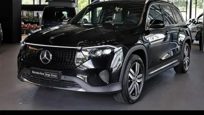 Gebraucht Mercedes EQB300 167 kW (228 PS) 2025 Schwarz SUV