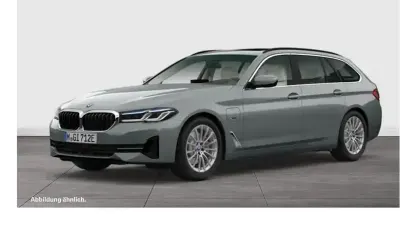 Usata BMW 530e Sport Line 184 CV (135 kW) 2022 Grigio Station wagon