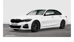 Weiß Gebraucht 2022 BMW 318 M Sport Limousine | 31.995 € (Fairer Preis)