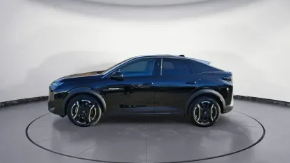 Neu Peugeot e-3008 Allure 156 kW (213 PS) 2026 Schwarz SUV