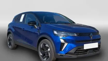 Begagnad Renault Captur Techno 140 HK (102 kW) 2026 SUV