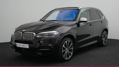 Rubinschwarz metallic Gebraucht 2017 BMW X5 M50 Comfort Edition SUV | 26.950 € (Guter Preis)