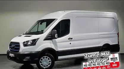 Weiß, frozenwhite Gebraucht 2023 Ford E-Transit Trend Van | 33.677 € (Superpreis)
