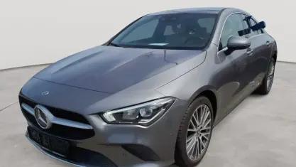 Gebraucht Mercedes CLA180 Progressive 136 PS (100 kW) 2019 Mountaingrau metallic Coupé