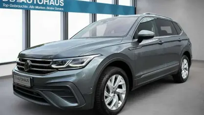 Gebraucht VW Tiguan Allspace Life 200 PS (147 kW) 2023 Grau SUV