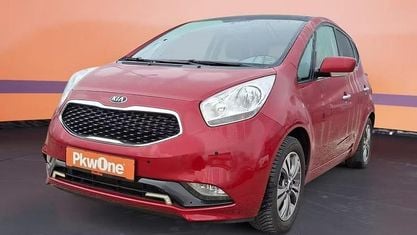 Occasion Kia Venga 125 PK (91 kW) 2016 Rood Hatchback