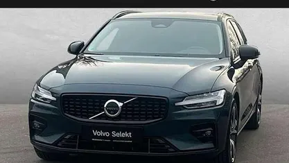 Gebraucht 2025 Volvo V60 Plus Kombi | 37.990 € (Fairer Preis)