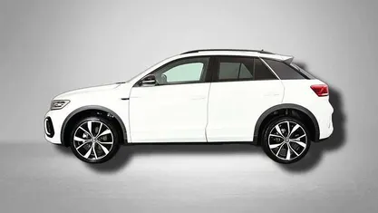 Gebraucht 2025 VW T-Roc R-line SUV | 35.141 € (Fairer Preis)