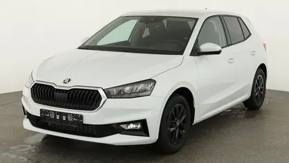 Neu Skoda Fabia 2026 Moon weiß metallic Kleinwagen