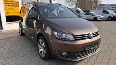 Braun Gebraucht 2012 VW Touran Cross S Van / Kleinbus | 7.985 € (Fairer Preis)