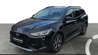 Gebraucht Ford Focus Active 155 PS (114 kW) 2023 Schwarz Kombi