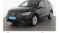 Deep black perleffekt Gebraucht 2024 VW Tiguan Allspace Life SUV | 36.940 € (Superpreis)