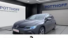 Grau Gebraucht 2022 VW Golf VIII R-line Limousine | 23.977 € (Fairer Preis)