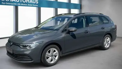 Gebraucht VW Golf VIII Life 110 PS (80 kW) 2024 Grau Kombi
