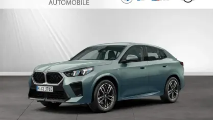 Gebraucht BMW X2 M Sport 170 PS (125 kW) 2025 Cape york grün metallic SUV