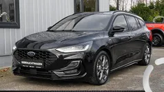 Schwarz Gebraucht 2024 Ford Focus ST-Line Kombi | 21.439 € (Fairer Preis)