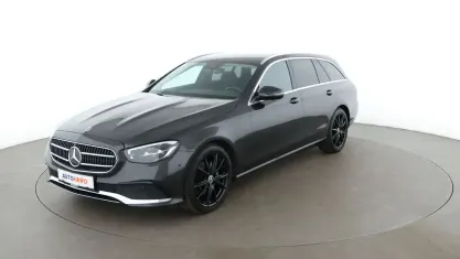 Gebraucht Mercedes E220 Avantgarde 194 PS (142 kW) 2021 Grau Kombi