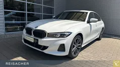 Alpinweiß uni Gebraucht 2024 BMW 318 Efficient Dynamics Limousine | 33.749 € (Guter Preis)