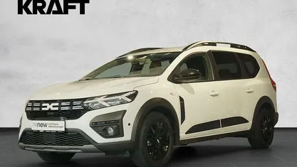 Weiß (arktisweiß) Gebraucht 2023 Dacia Jogger Extreme Van / Kleinbus | 17.900 € (Fairer Preis)