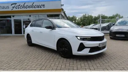 Gebraucht Opel Astra 131 PS (96 kW) 2024 Weiss Kleinwagen
