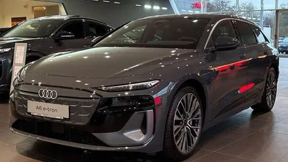 Gebraucht 2025 Audi A6 e-tron Sport Kombi | 99.950 €