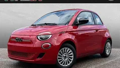 Gebraucht 2025 Fiat 500e Red Kleinwagen | 31.590 € (Fairer Preis)