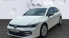 Weiss Gebraucht 2025 VW Golf VIII Goal Limousine | 27.915 € (Superpreis)