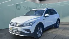 Weiß Gebraucht 2022 VW Tiguan Elegance SUV | 30.490 € (Fairer Preis)