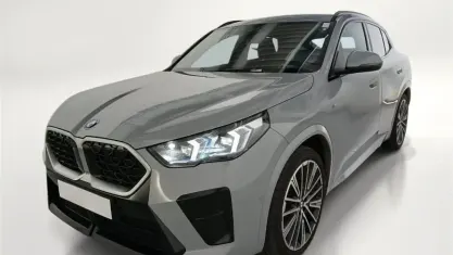 Gebraucht BMW X2 M Sport 163 PS (119 kW) 2025 Brooklyn grau SUV