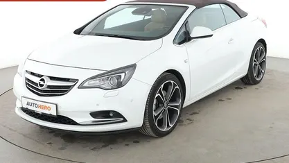 Weiß Gebraucht 2016 Opel Cascada Innovation Cabrio | 16.440 € (Fairer Preis)