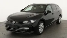 Grenadillschwarz metallic Neu 2025 VW Passat Business Kombi | 45.445 € (Guter Preis)