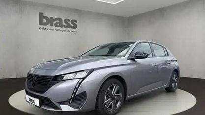 Używany Peugeot 308 Active 131 KM (96 kW) 2023 Srebrny Sedan/Limuzyna