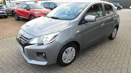 Platinumgrau Gebraucht 2022 Mitsubishi Space Star Select+ Kleinwagen | 12.490 € (Fairer Preis)