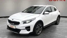 Weiß Gebraucht 2020 Kia XCeed Comfort SUV | 20.890 € (Fairer Preis)