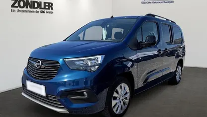 Usata Opel Combo Life Ultimate 131 CV (96 kW) 2023 Blu Station wagon