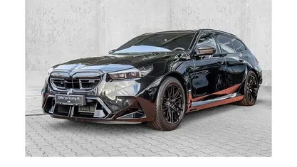 Schwarz Neu 2025 BMW M5 Performance Kombi | 145.990 € (Fairer Preis)