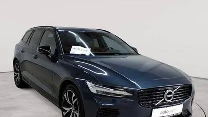 Gebraucht Volvo V60 R-Design 253 PS (186 kW) 2021 Kombi