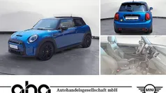 Blau Gebraucht 2022 Mini Cooper SE Kleinwagen | 19.990 € (Fairer Preis)