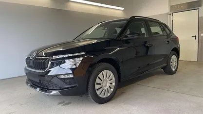 Gebraucht 2025 Skoda Kamiq Selection SUV | 24.850 € (Fairer Preis)
