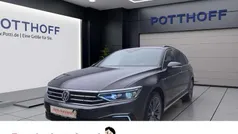 Grau Gebraucht 2020 VW Passat GTE Kombi | 24.777 € (Fairer Preis)