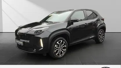 Mysticschwarz mica Gebraucht 2023 Toyota Yaris Hybrid Connect Style SUV | 22.790 € (Guter Preis)