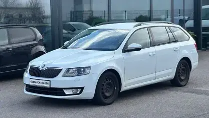 Używany Skoda Octavia Ambition 150 KM (110 kW) 2015 Biały Hatchback